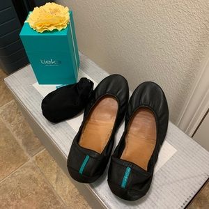 Tieks size 9